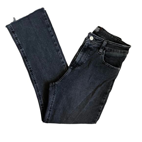 BDG High Rise Black Distressed Cropped Kick Flare Jeans Size 26 - Picture 2 of 5